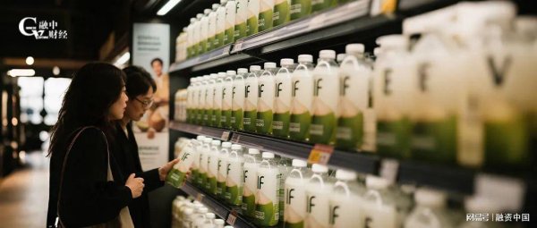 实盘配资门户网 年卖11亿，中国人花钱把一个泰国人送去IPO